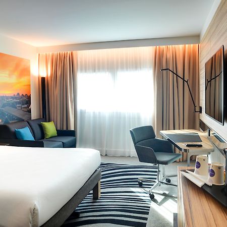 Novotel Paris 14 Porte d'Orléans Quarto foto